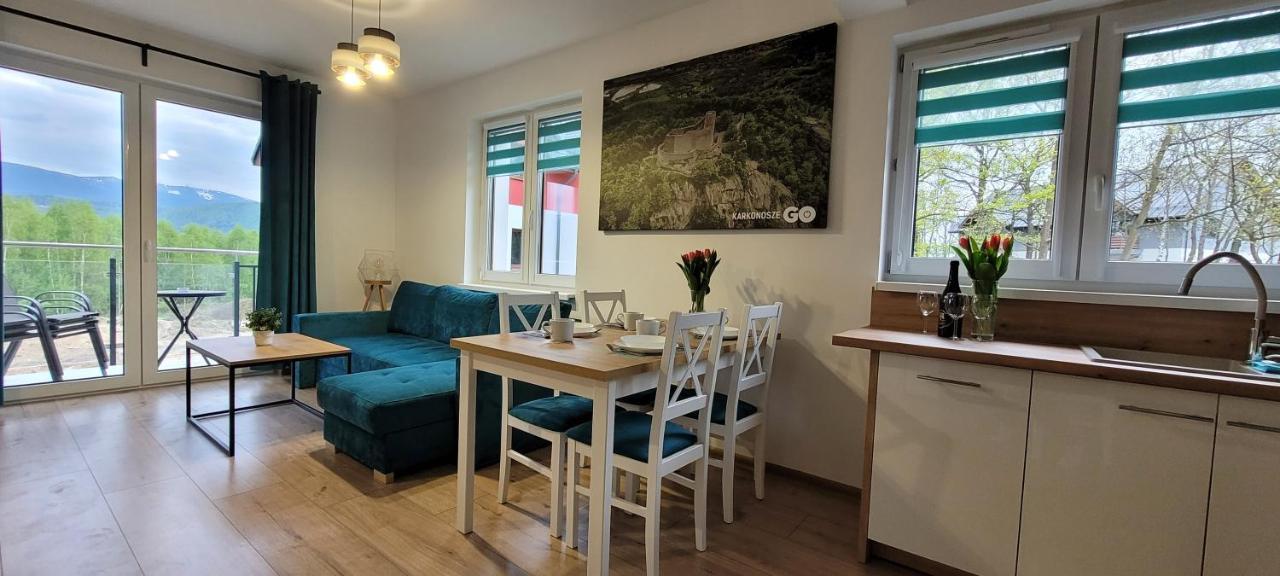 Kolorowe Cieplice - Apartamenty Z Widokiem Na Karkonosze Jelenia Góra Kültér fotó