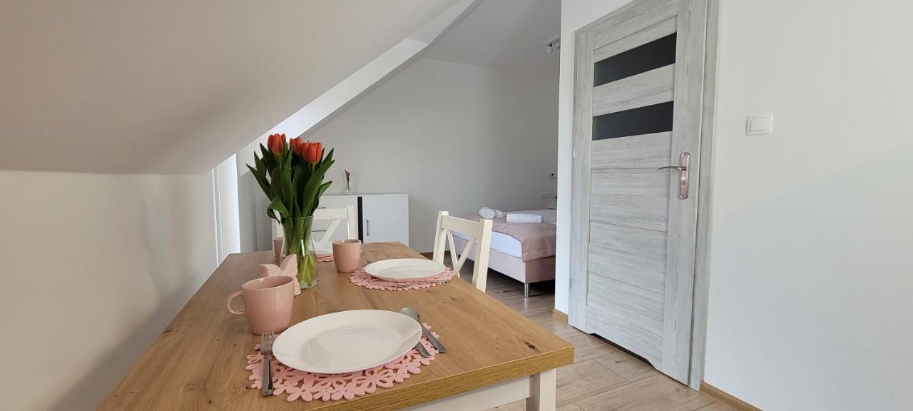 Kolorowe Cieplice - Apartamenty Z Widokiem Na Karkonosze Jelenia Góra Kültér fotó